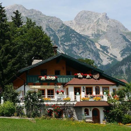 ラムサウ・アム・ダッハシュタインHaus Waltrautアパートメント 部屋 写真